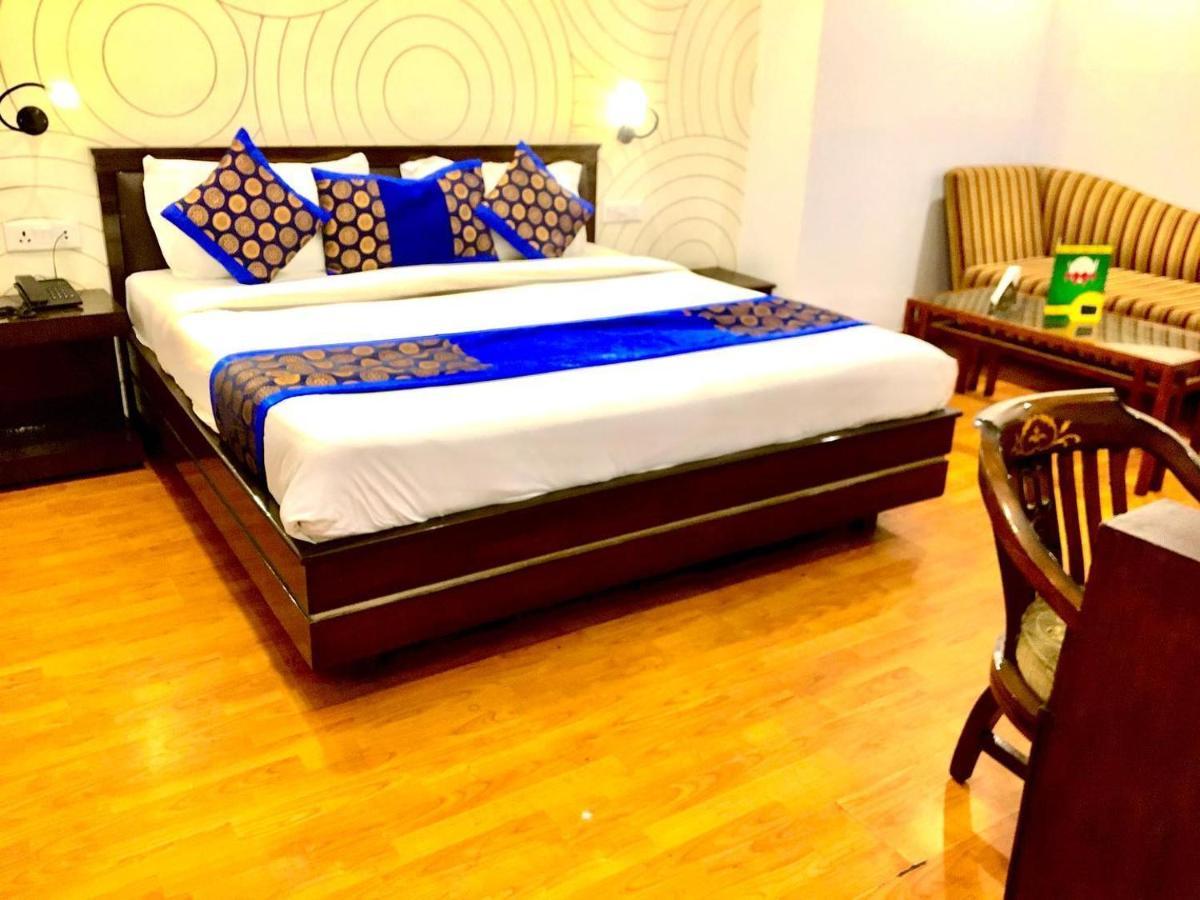 Hotel Queens Tower Amritsar Zewnętrze zdjęcie