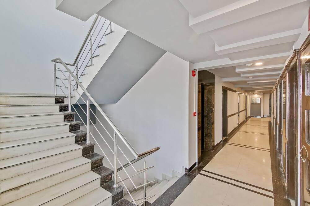 Hotel Queens Tower Amritsar Zewnętrze zdjęcie