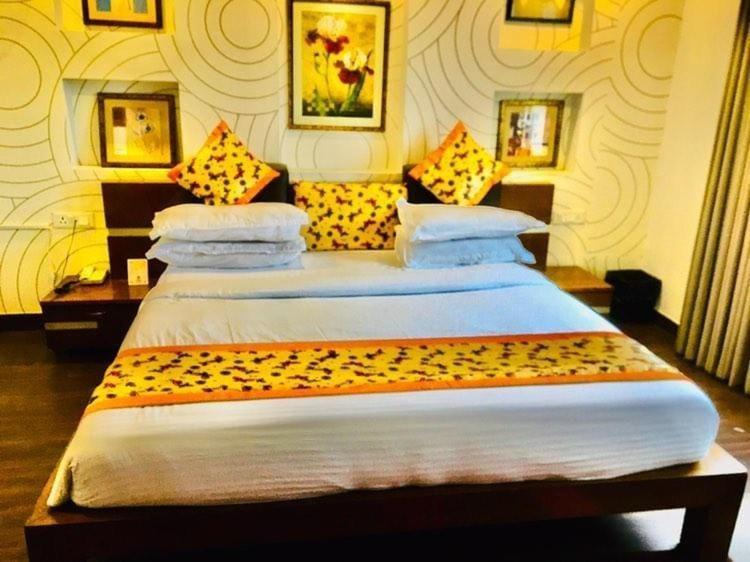 Hotel Queens Tower Amritsar Zewnętrze zdjęcie