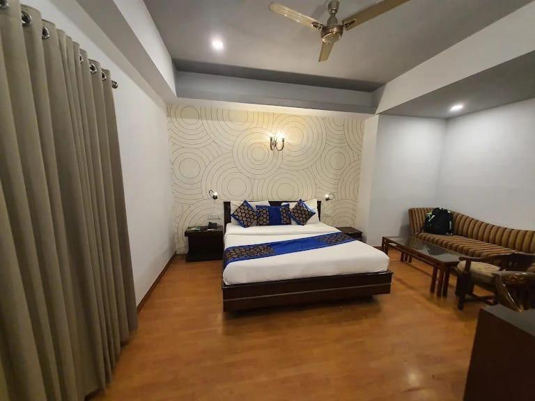 Hotel Queens Tower Amritsar Zewnętrze zdjęcie