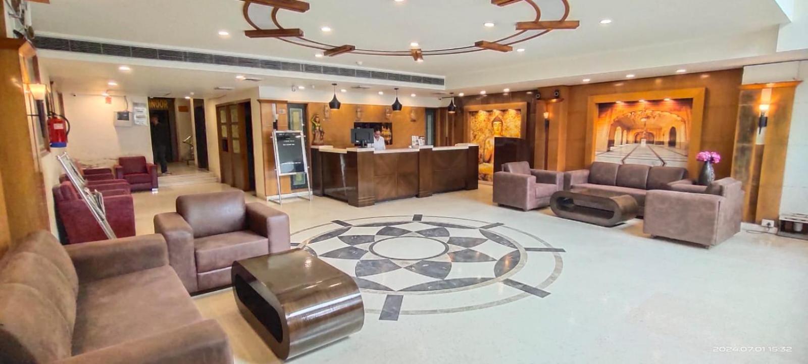 Hotel Queens Tower Amritsar Zewnętrze zdjęcie